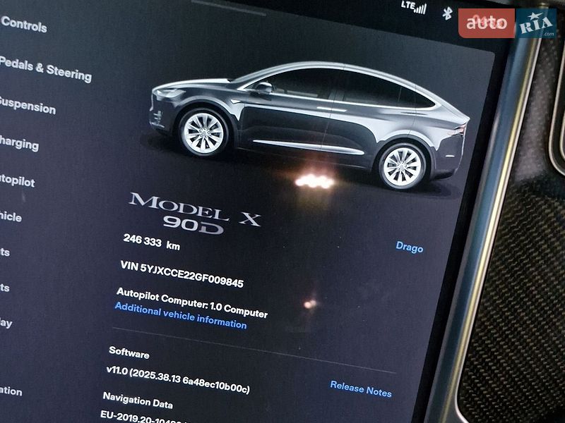 Внедорожник / Кроссовер Tesla Model X 2016 в Виннице