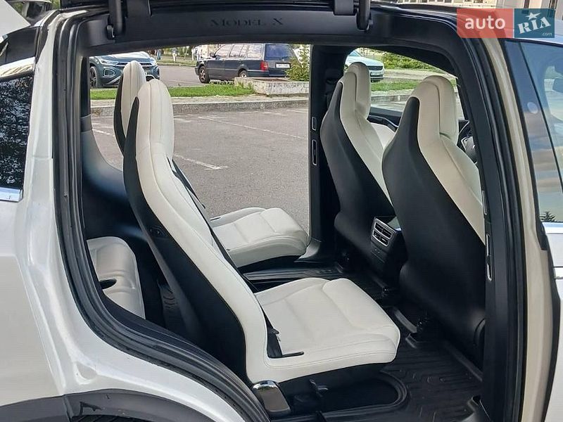 Позашляховик / Кросовер Tesla Model X 2018 в Львові фото 21 Позашляховик / Кросовер Tesla Model X 2018 в Львові