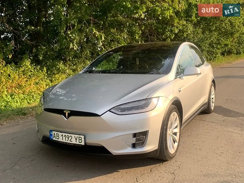 Tesla Model X