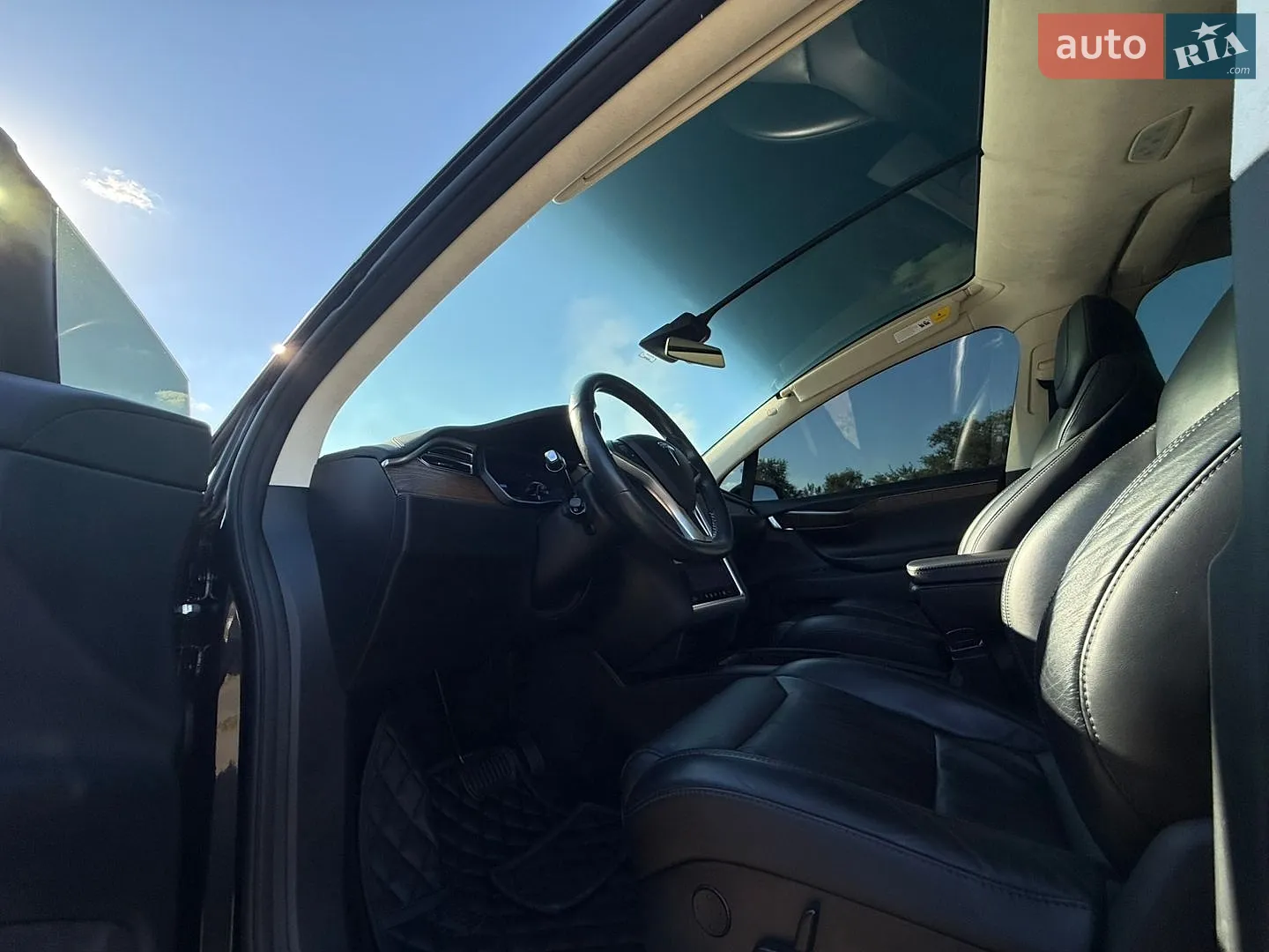 2017 Tesla Model X - мініатюра 20