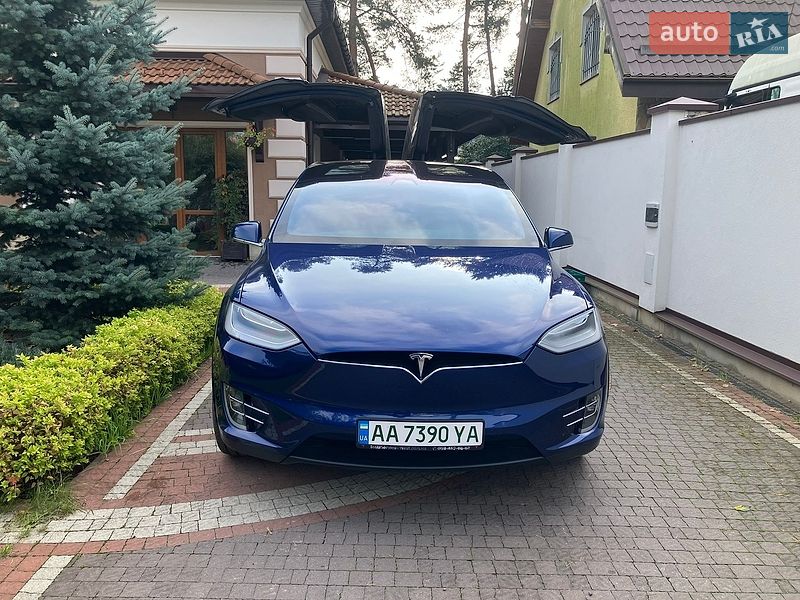 Позашляховик / Кросовер Tesla Model X 2019 в Львові фото 5 Позашляховик / Кросовер Tesla Model X 2019 в Львові