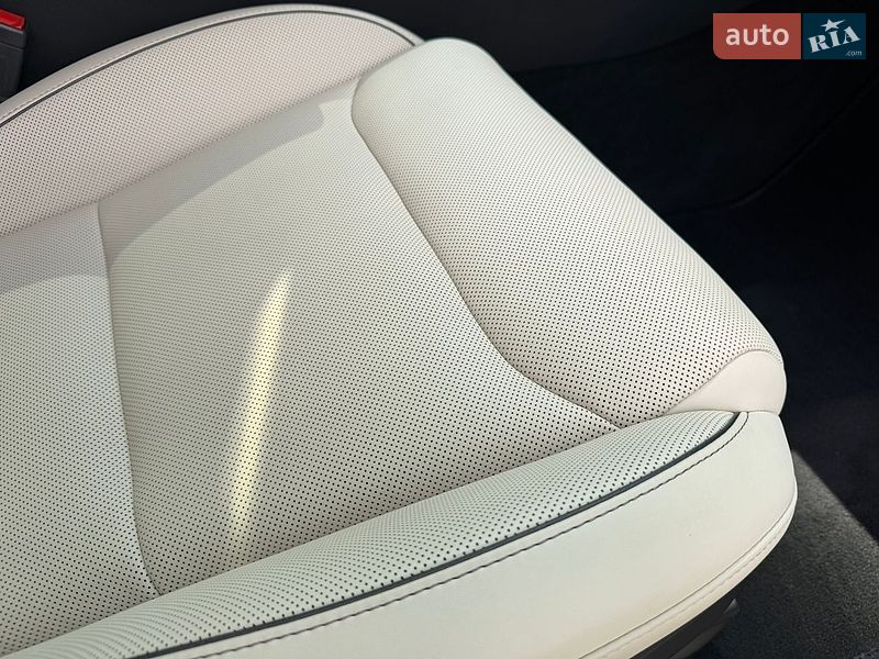 Позашляховик / Кросовер Tesla Model X 2024 в Києві