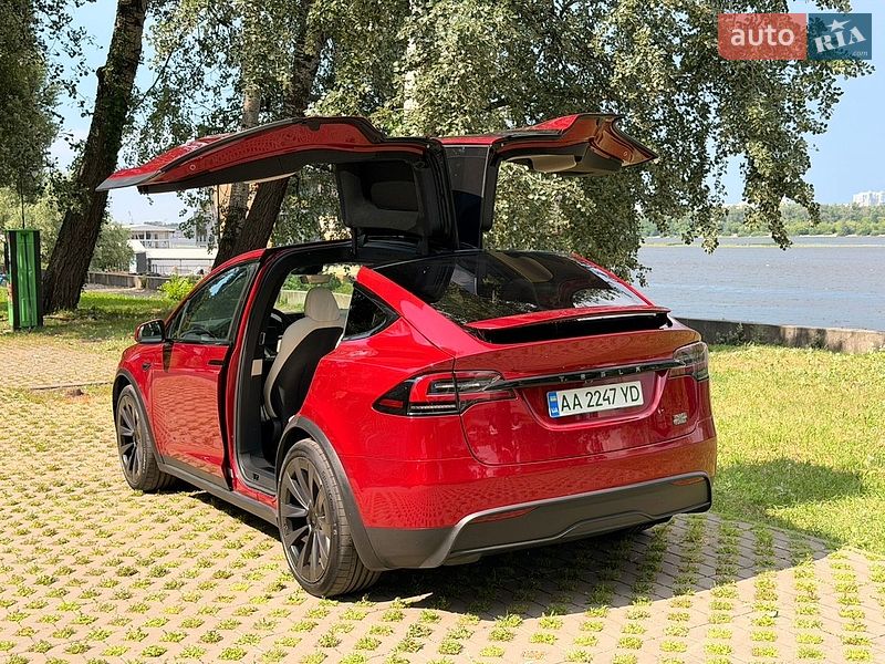 Позашляховик / Кросовер Tesla Model X 2024 в Києві