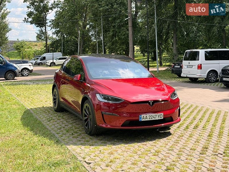Позашляховик / Кросовер Tesla Model X 2024 в Києві