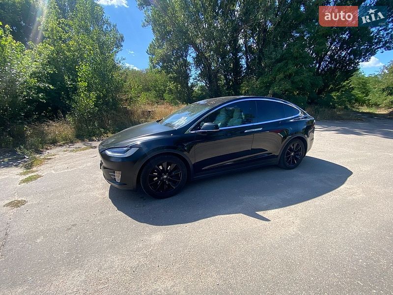 Внедорожник / Кроссовер Tesla Model X 2018 в Черкассах