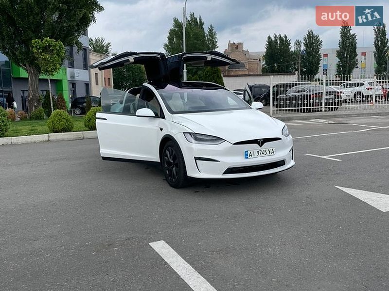Внедорожник / Кроссовер Tesla Model X 2021 в Киеве