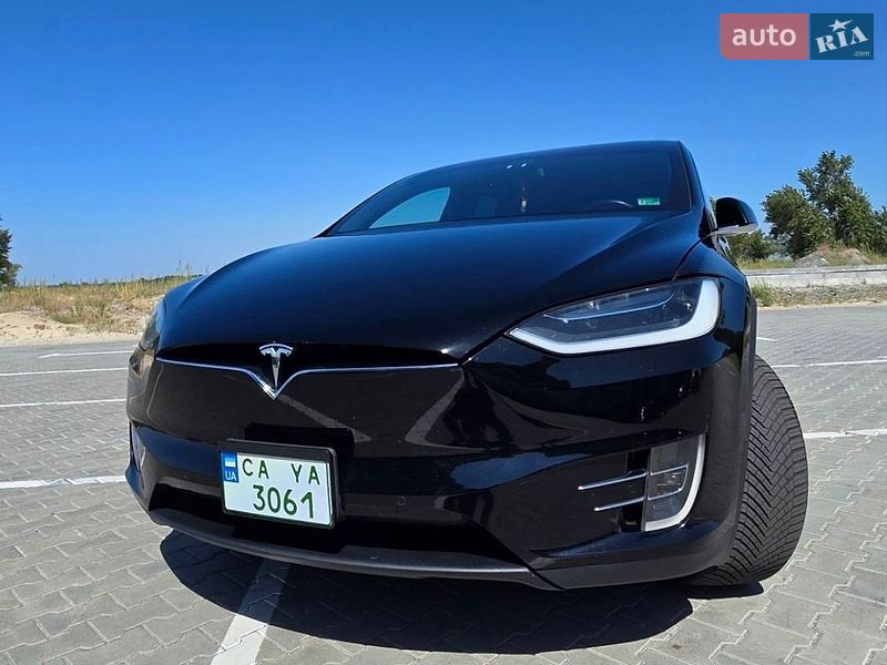 Внедорожник / Кроссовер Tesla Model X 2018 в Черкассах