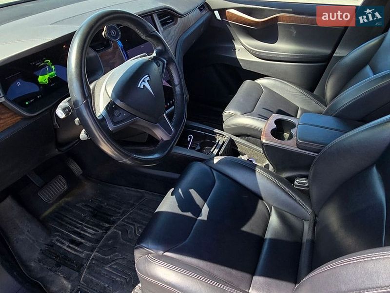 Внедорожник / Кроссовер Tesla Model X 2018 в Черкассах