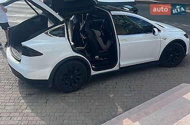Внедорожник / Кроссовер Tesla Model X 2016 в Ивано-Франковске