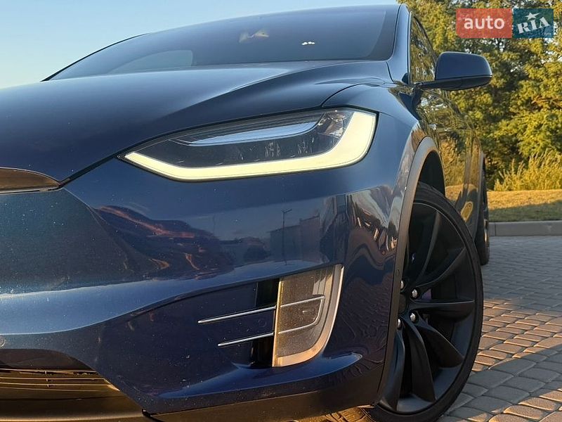 Внедорожник / Кроссовер Tesla Model X 2016 в Львове фото 4 Внедорожник / Кроссовер Tesla Model X 2016 в Львове
