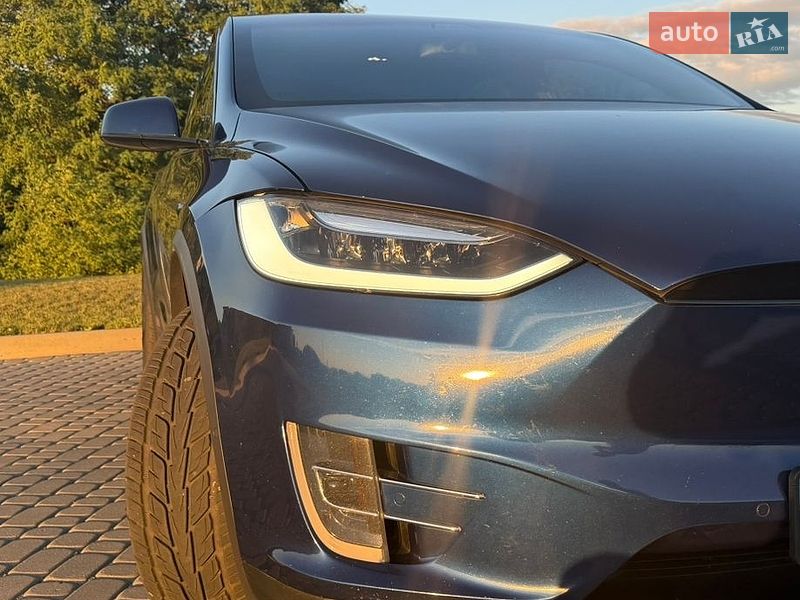 Внедорожник / Кроссовер Tesla Model X 2016 в Львове фото 5 Внедорожник / Кроссовер Tesla Model X 2016 в Львове