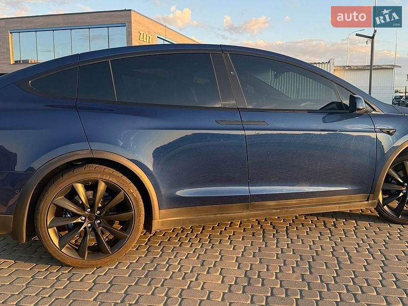 Внедорожник / Кроссовер Tesla Model X 2016 в Львове фото 7 Внедорожник / Кроссовер Tesla Model X 2016 в Львове