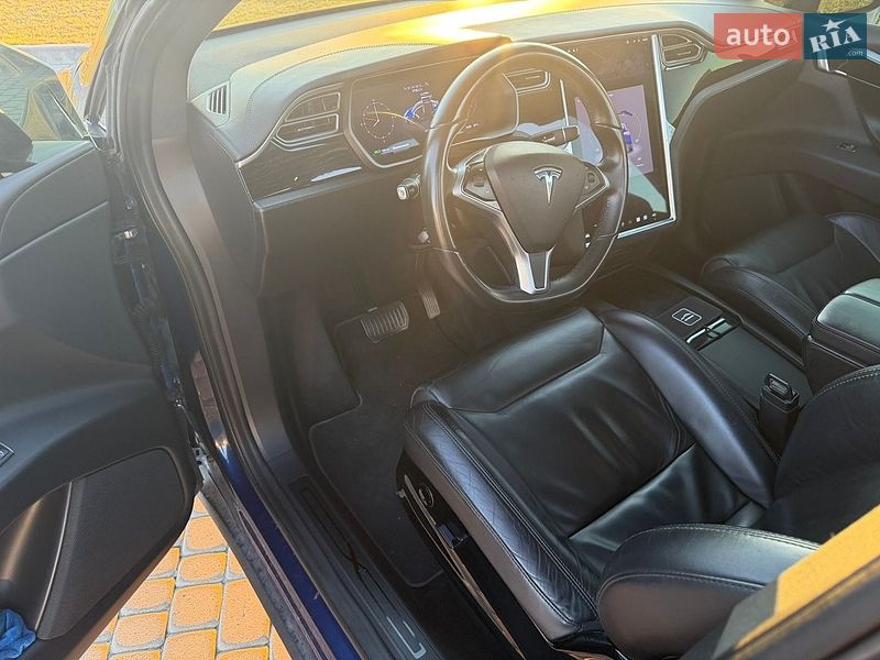 Внедорожник / Кроссовер Tesla Model X 2016 в Львове фото 11 Внедорожник / Кроссовер Tesla Model X 2016 в Львове