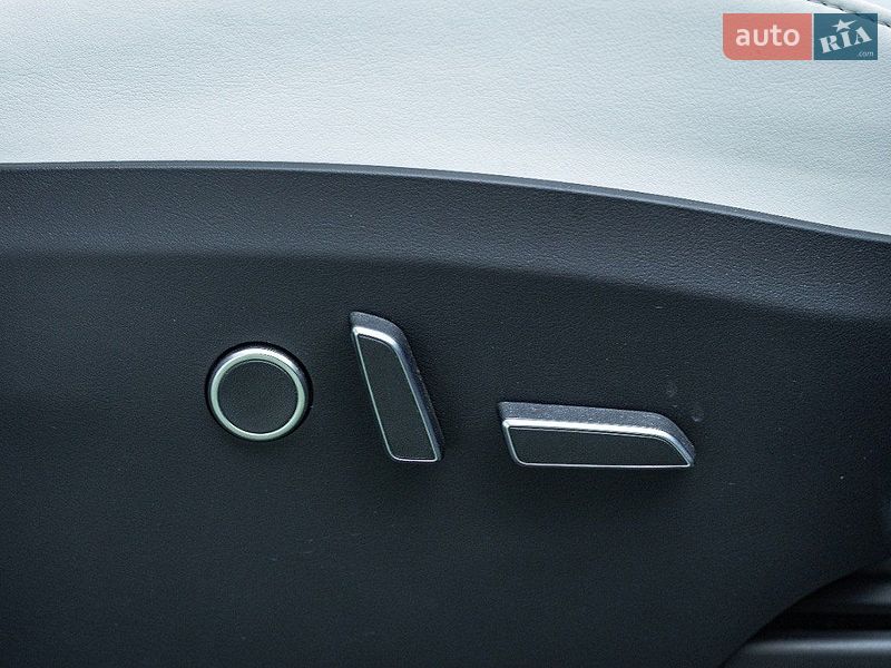 Внедорожник / Кроссовер Tesla Model X 2022 в Одессе фото 42 Внедорожник / Кроссовер Tesla Model X 2022 в Одессе