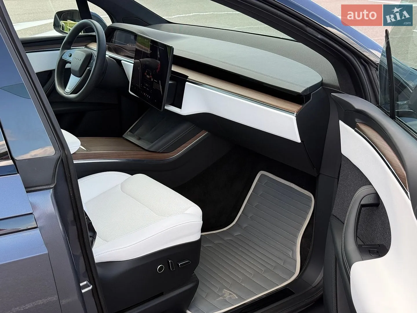 2023 Tesla Model X - мініатюра 19