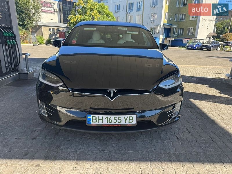 Tesla Model X 2017