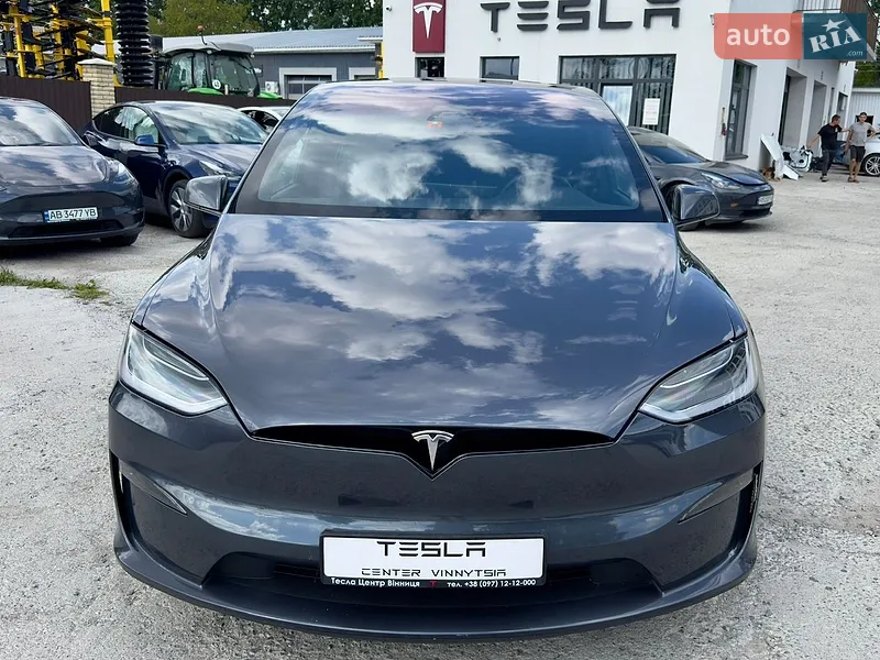 Tesla Model X