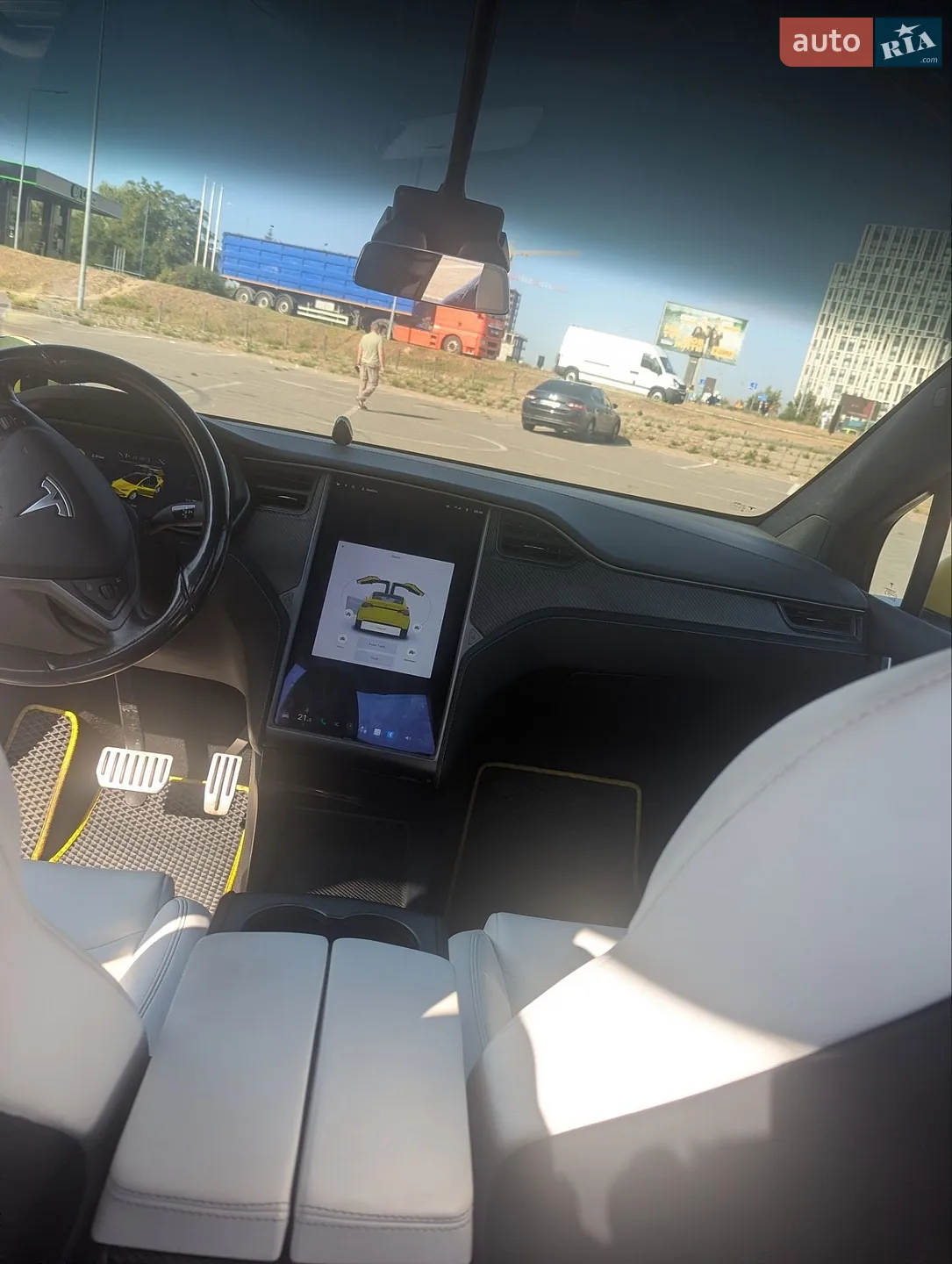 2020 Tesla Model X - мініатюра 8