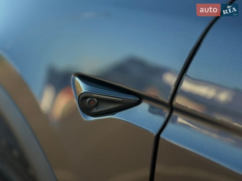 Внедорожник / Кроссовер Tesla Model X 2024 в Ровно