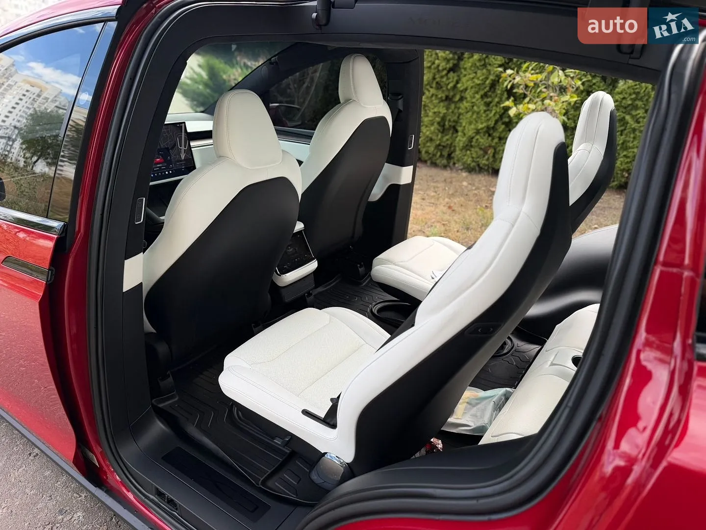 2022 Tesla Model X - мініатюра 10