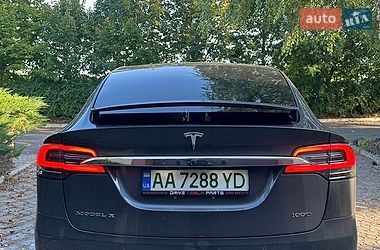 Внедорожник / Кроссовер Tesla Model X 2018 в Киеве