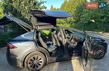 Внедорожник / Кроссовер Tesla Model X 2018 в Киеве