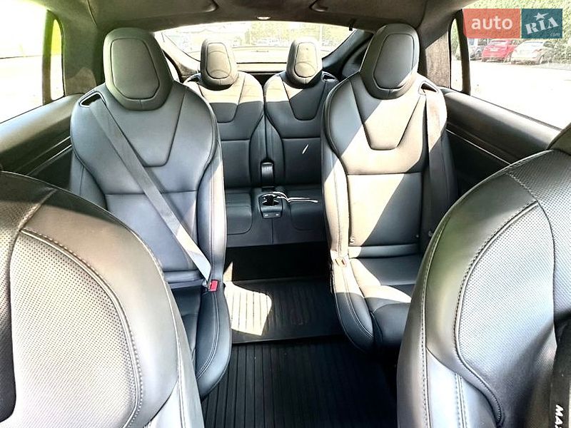 Позашляховик / Кросовер Tesla Model X 2023 в Києві