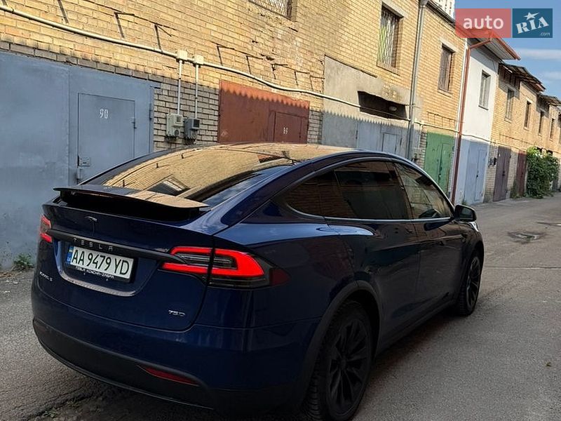 Внедорожник / Кроссовер Tesla Model X 2016 в Киеве фото 5 Внедорожник / Кроссовер Tesla Model X 2016 в Киеве