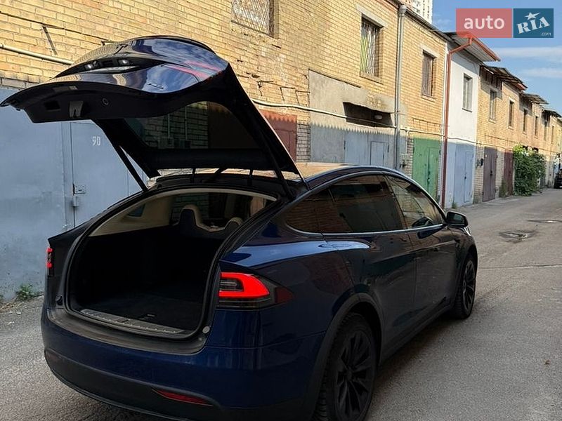 Внедорожник / Кроссовер Tesla Model X 2016 в Киеве фото 8 Внедорожник / Кроссовер Tesla Model X 2016 в Киеве