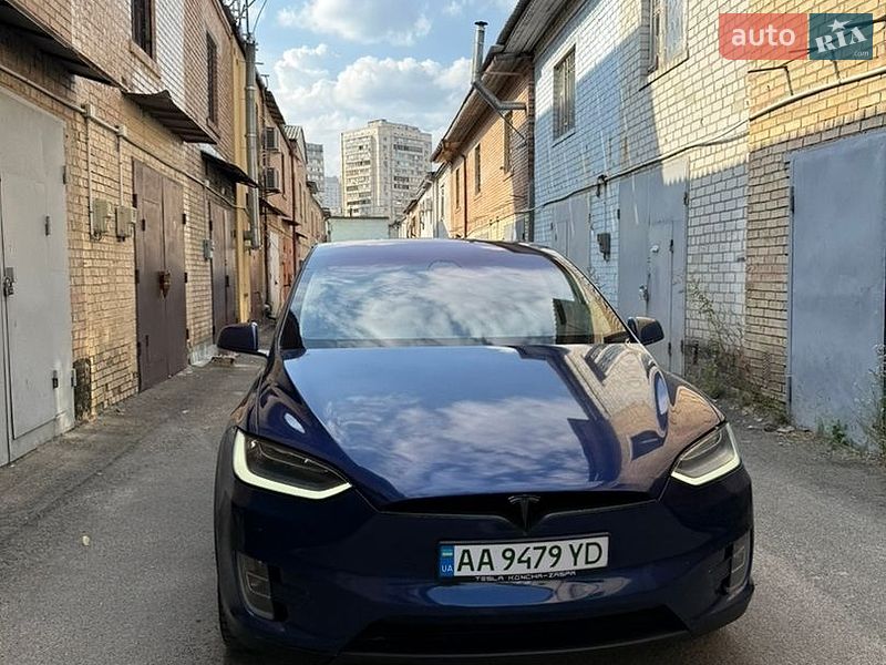 Внедорожник / Кроссовер Tesla Model X 2016 в Киеве фото 9 Внедорожник / Кроссовер Tesla Model X 2016 в Киеве