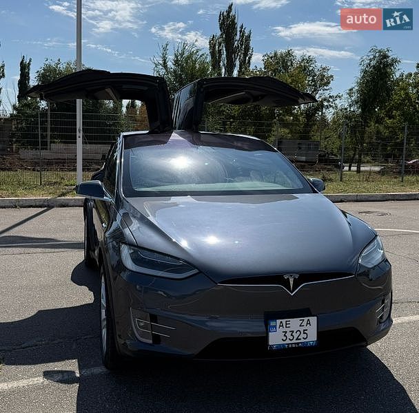 Позашляховик / Кросовер Tesla Model X 2020 в Кривому Розі