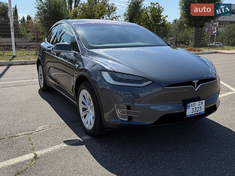 Позашляховик / Кросовер Tesla Model X 2020 в Кривому Розі
