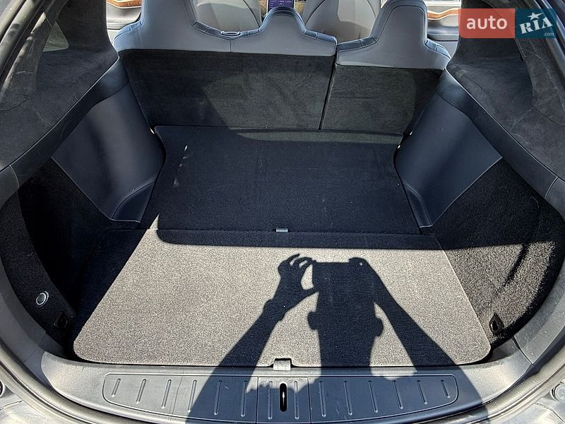 Позашляховик / Кросовер Tesla Model X 2020 в Кривому Розі