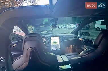 Позашляховик / Кросовер Tesla Model X 2015 в Києві