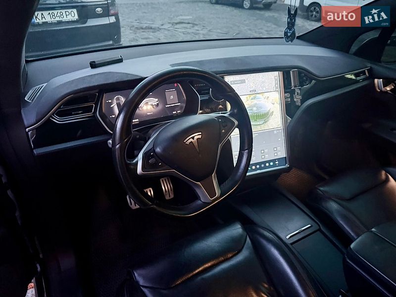 Позашляховик / Кросовер Tesla Model X 2015 в Києві