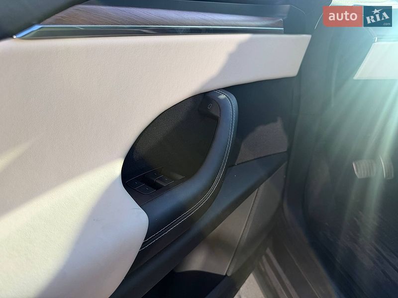 Внедорожник / Кроссовер Tesla Model X 2022 в Львове