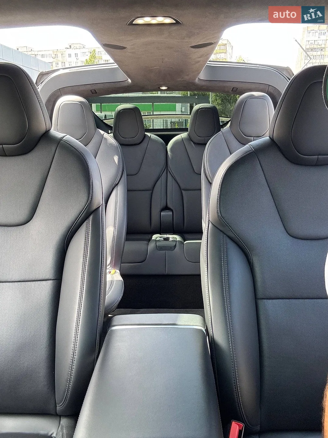 2022 Tesla Model X - мініатюра 9