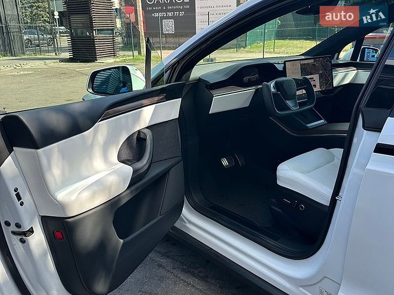 Позашляховик / Кросовер Tesla Model X 2023 в Києві фото 14 Позашляховик / Кросовер Tesla Model X 2023 в Києві