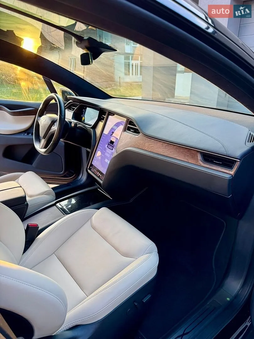 2020 Tesla Model X - мініатюра 18