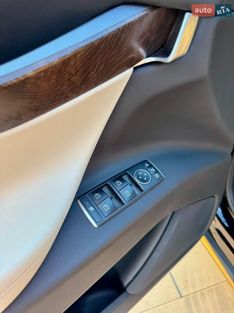 2020 Tesla Model X - мініатюра 24