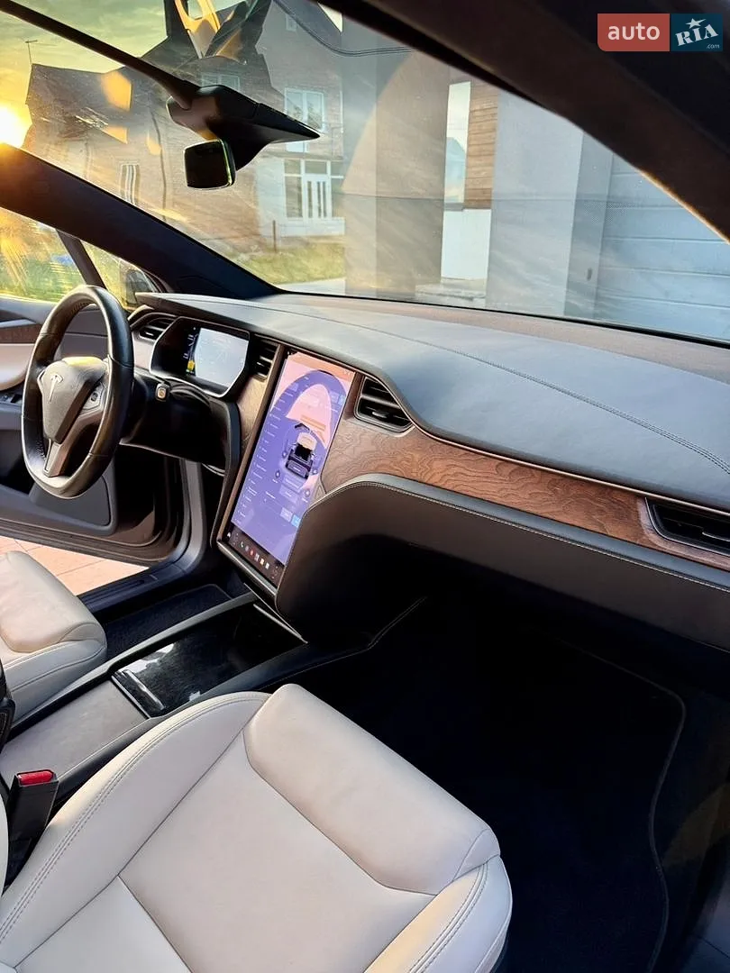 2020 Tesla Model X - мініатюра 31