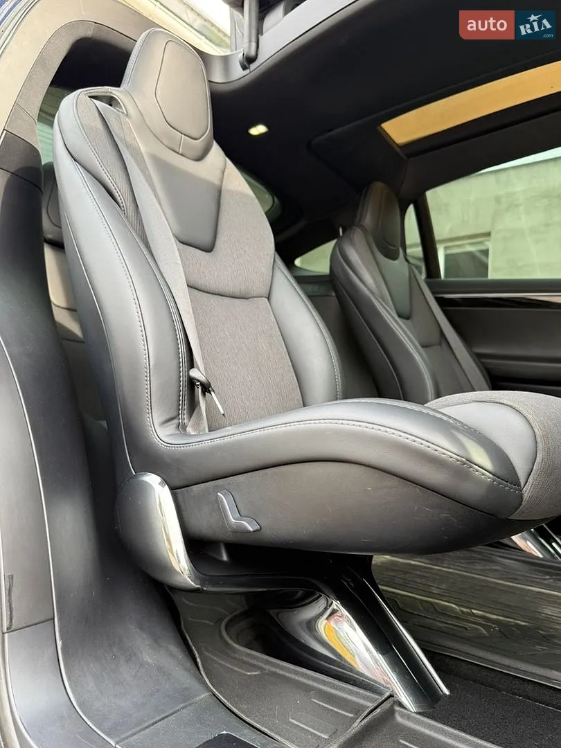 2018 Tesla Model X - мініатюра 25