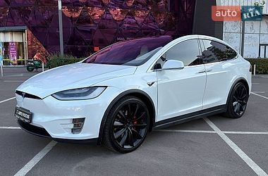 Внедорожник / Кроссовер Tesla Model X 2017 в Киеве