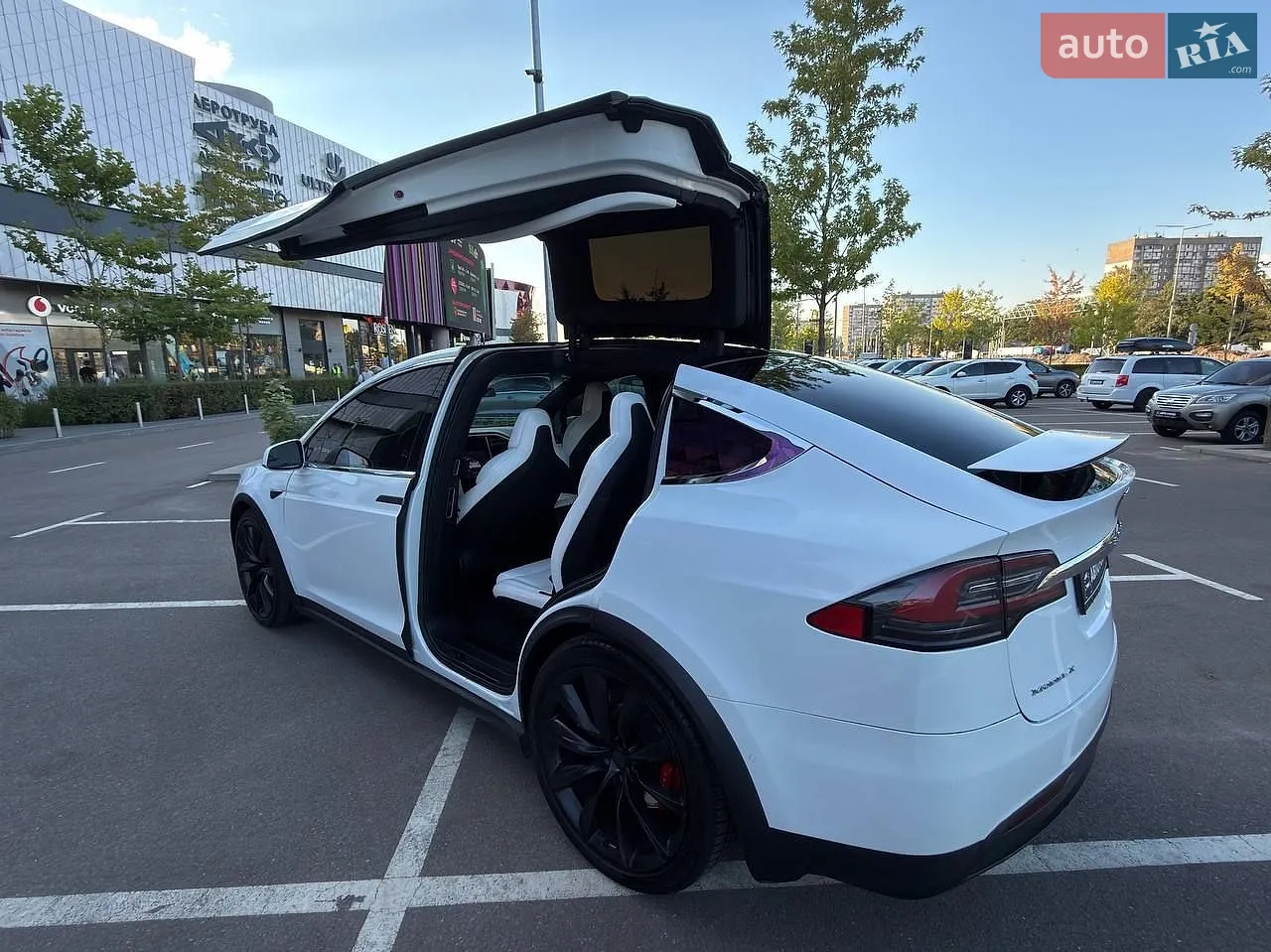 2017 Tesla Model X - мініатюра 12