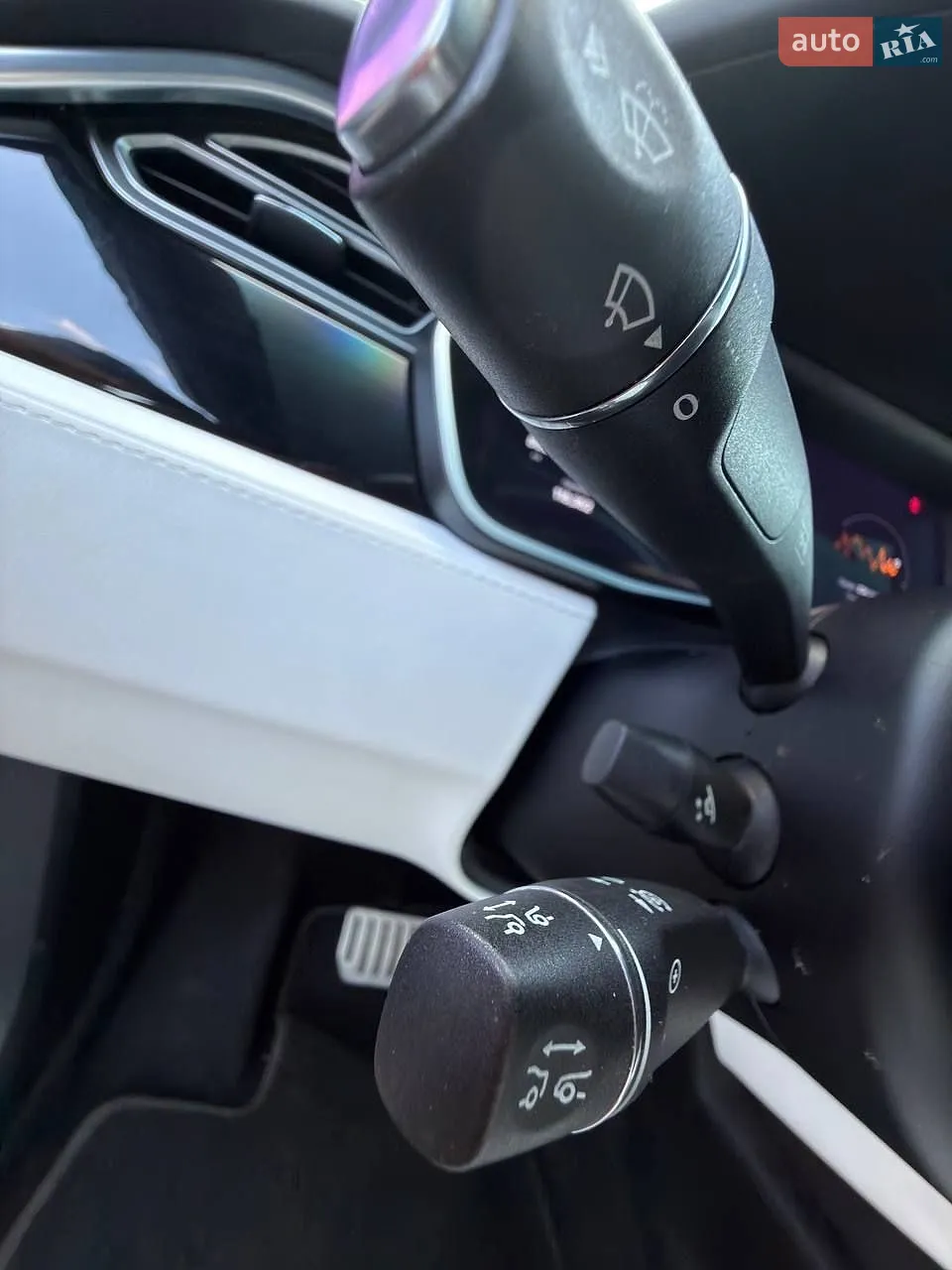 2017 Tesla Model X - мініатюра 25
