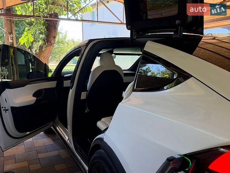 Позашляховик / Кросовер Tesla Model X 2022 в Дніпрі