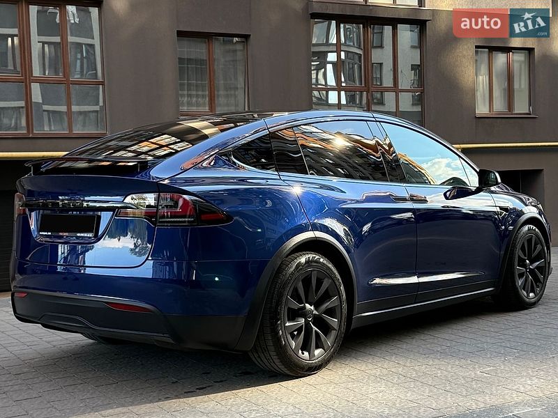 Позашляховик / Кросовер Tesla Model X 2025 в Івано-Франківську