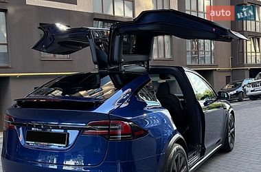Позашляховик / Кросовер Tesla Model X 2025 в Івано-Франківську
