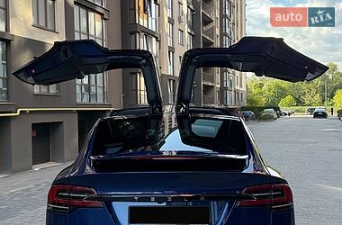 Позашляховик / Кросовер Tesla Model X 2025 в Івано-Франківську