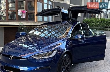 Позашляховик / Кросовер Tesla Model X 2025 в Івано-Франківську